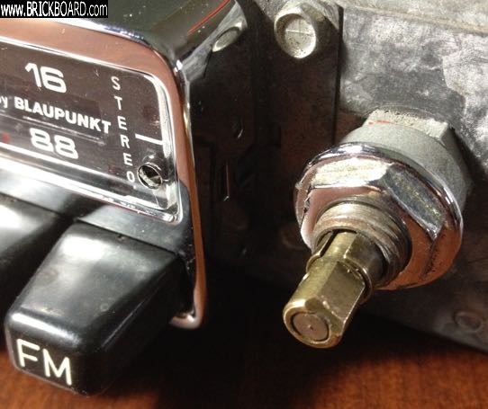 Volvo 1800 -- Blaupunkt Radio Shaft
