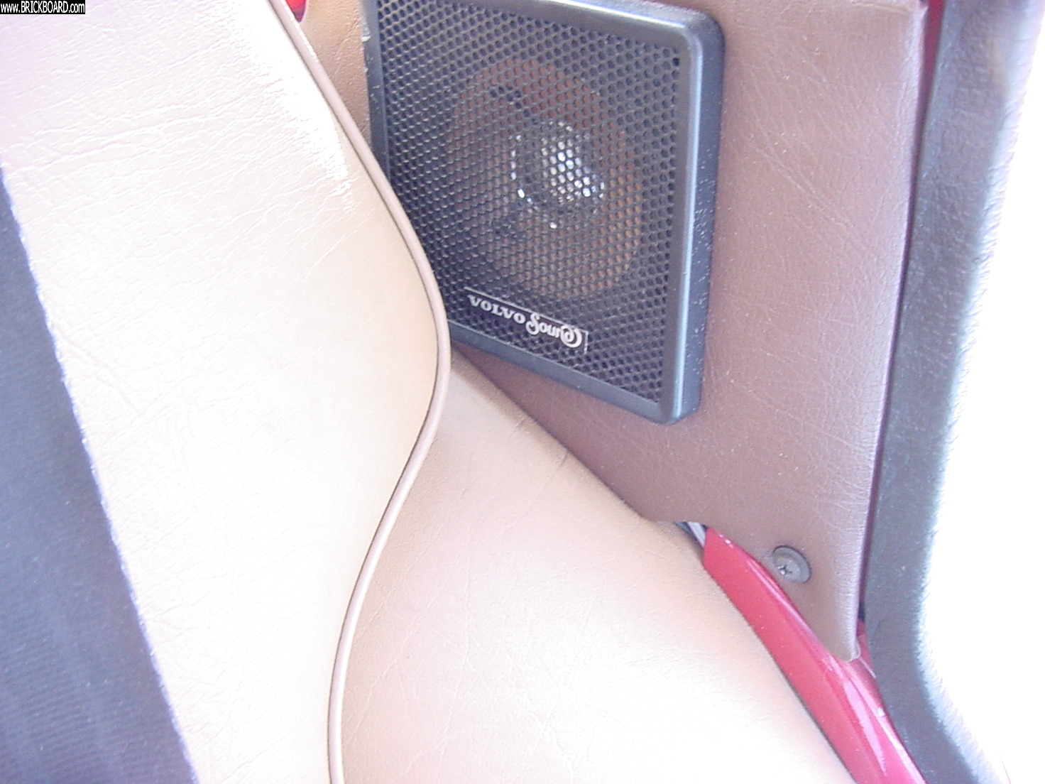 Volvo 200 -- Volvo 245 (240 Wagon) Factory C-Pillar Speaker - Right (er, uh Left)