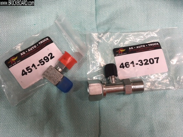 Volvo 200 -- 134a low pressure port
