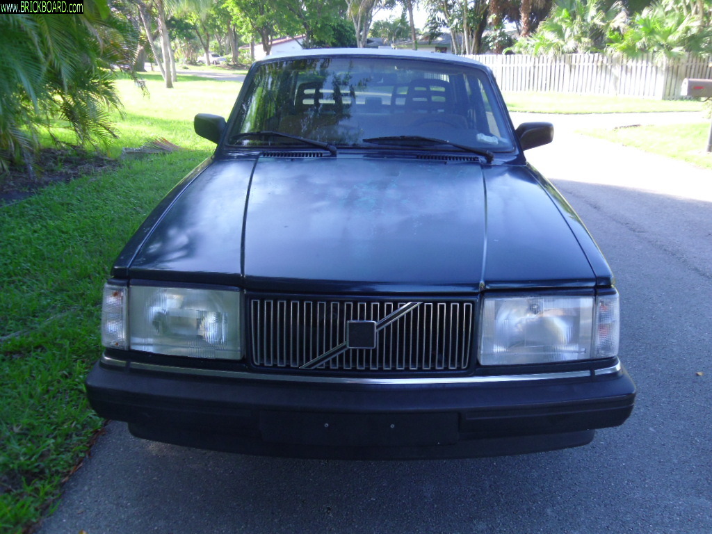 Volvo  -- VOLVO 240 1993