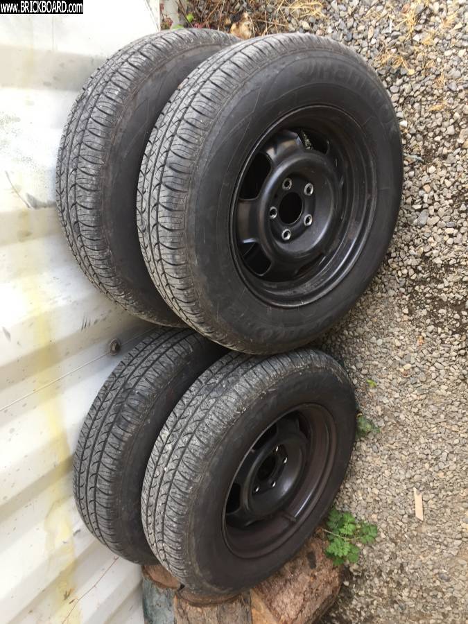Volvo 200 -- 1992 245 rims/tires