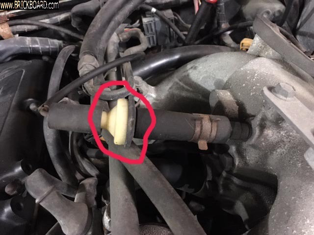 Volvo 200 -- One way vacuum valve