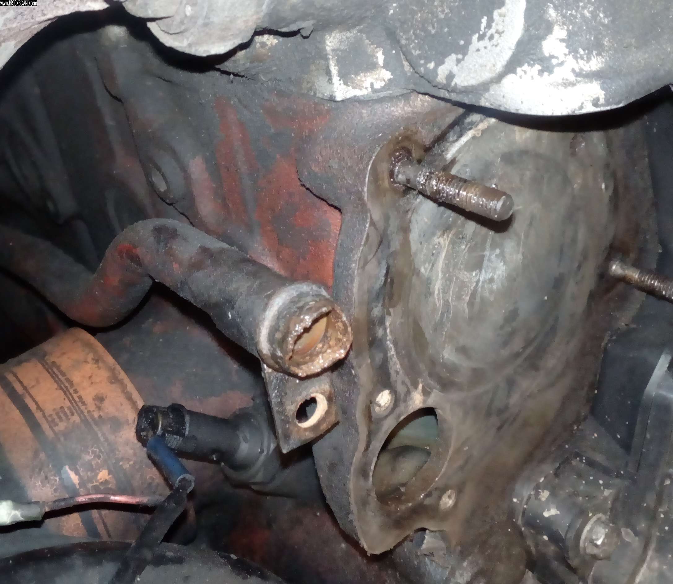 Volvo 200 -- 245 heater return pipe rusted at connection
