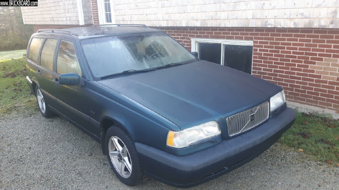 Volvo  -- 1996 Volvo 850