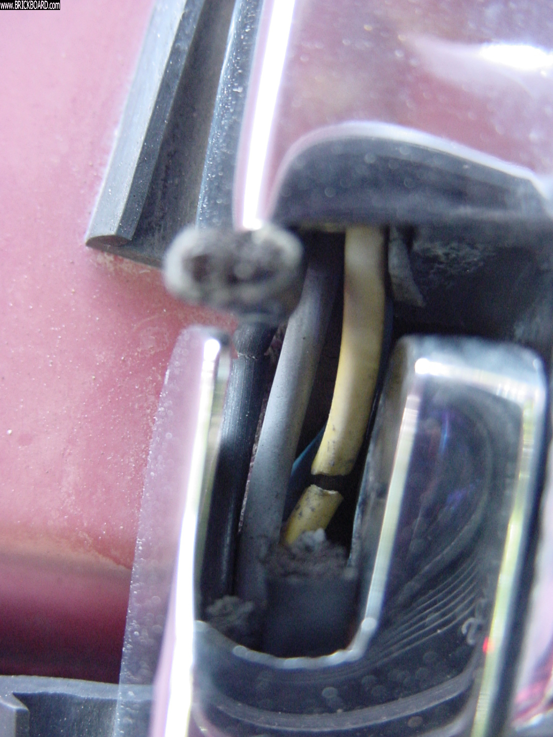 Volvo 200 -- 1990 Volvo 240 Right Side Hinge Down Wire Harness Broken