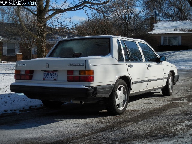 Volvo  -- 1988 740 GLE