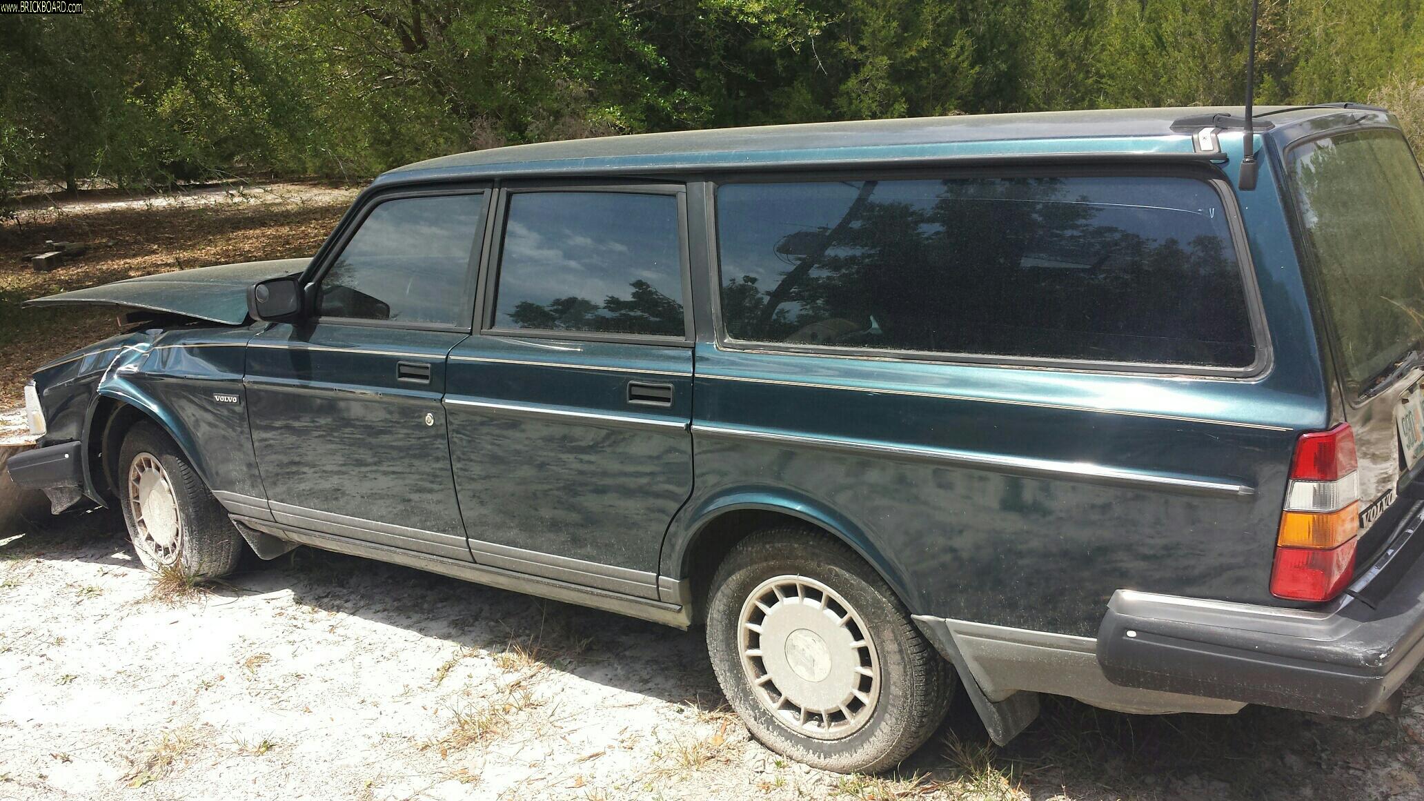 Volvo 200 -- 240 volvo wagon