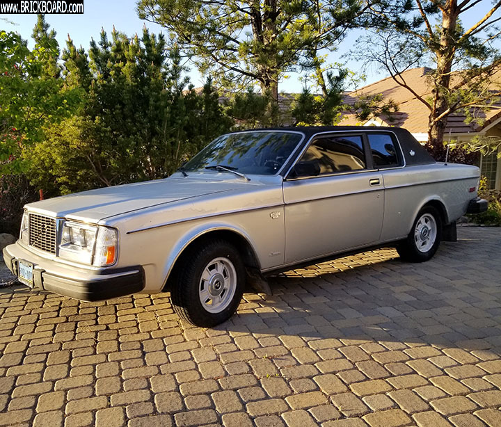 Volvo  -- Volvo 262C