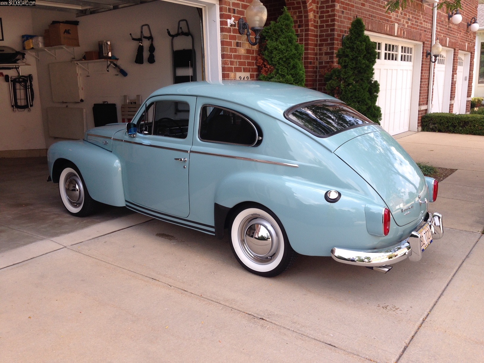 Volvo 444-544 -- Volvo PV544