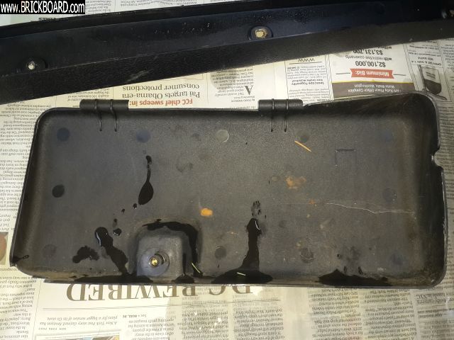Volvo 200 -- Water in the interior tail light cover