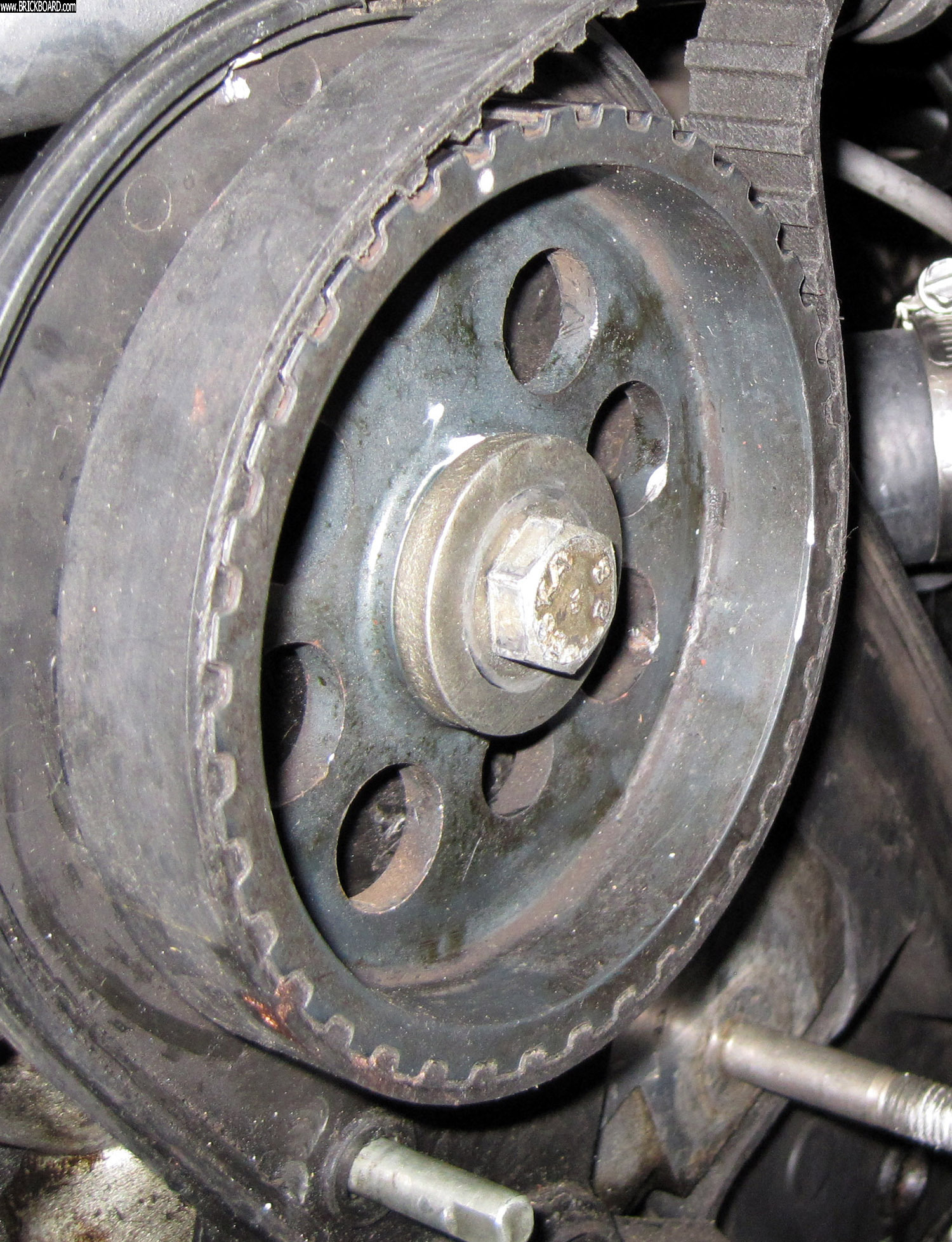 Volvo  -- Camshaft Bolt Stuck