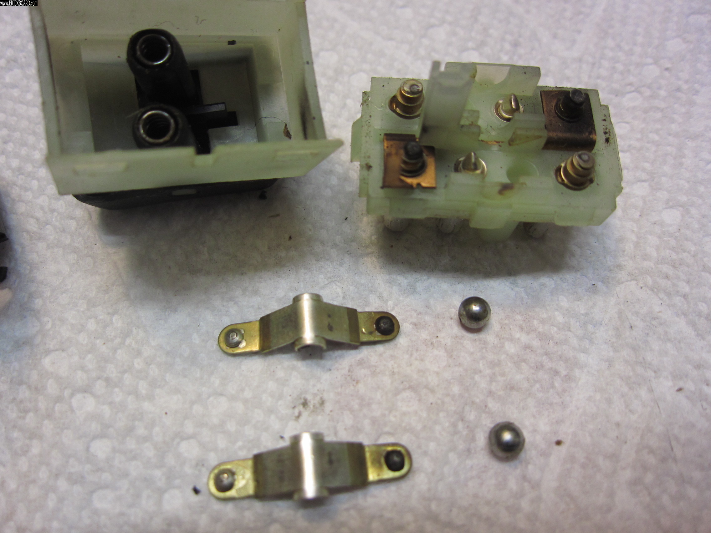 Volvo  -- window switch 940