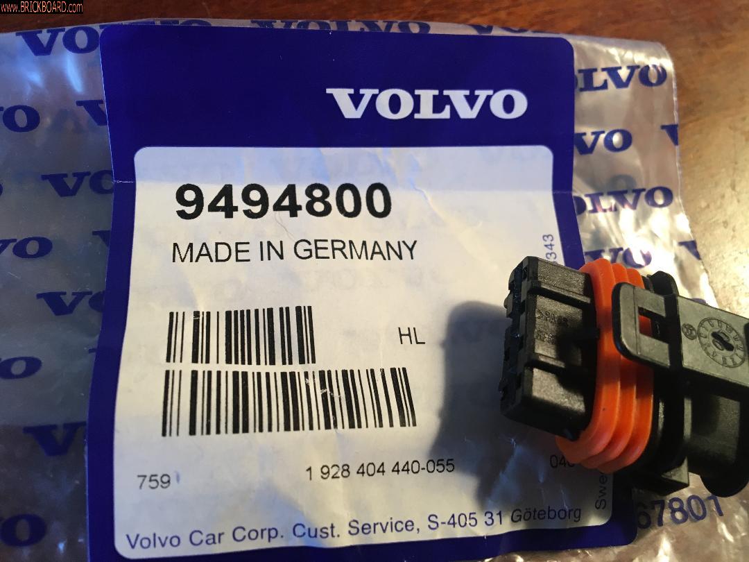 Volvo  -- Ignition Coil Receptacle Housing