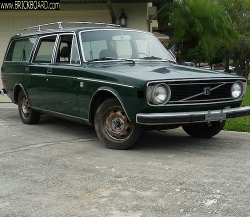 Volvo  -- 1973 145