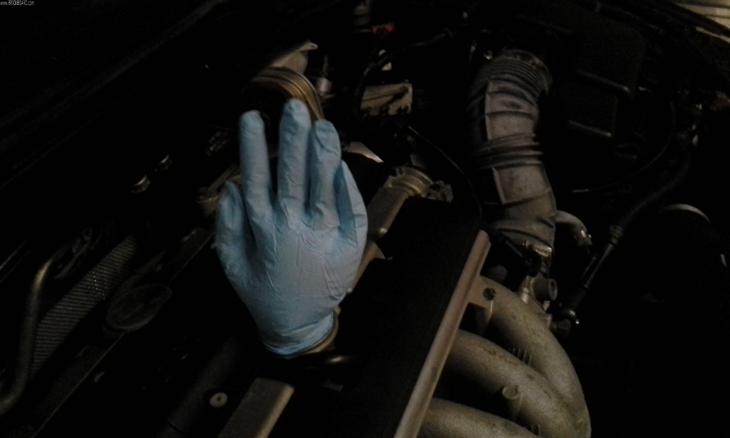 Volvo  -- Glove fail
