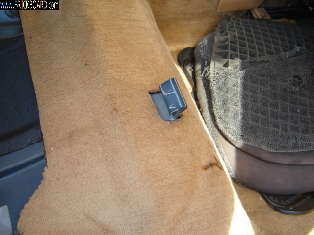 Volvo 900 -- Volvo 960 seat removal