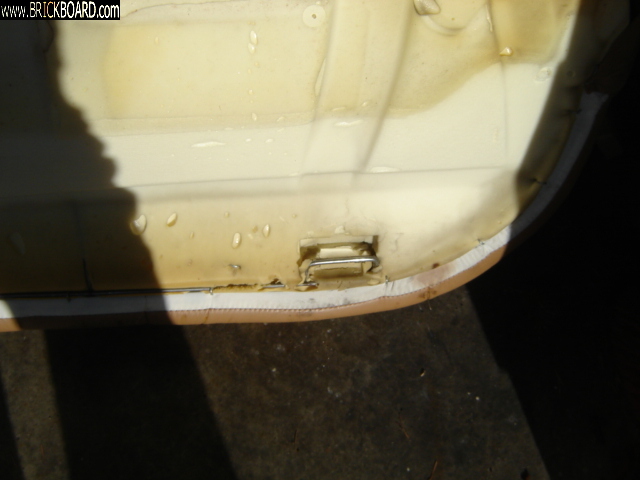 Volvo 900 -- Volvo 960 seat removal