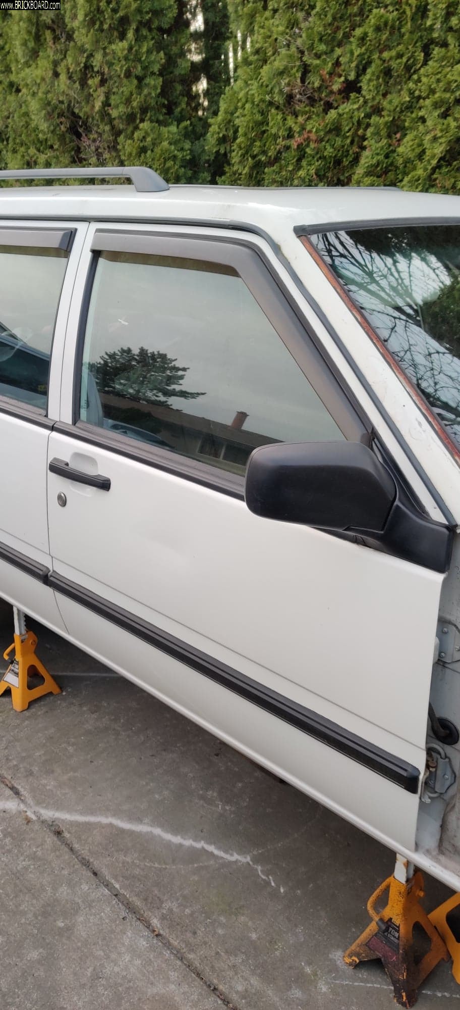 Volvo  -- PARTING OUT WHITE 1995 VOLVO 940 TURBO WAGON