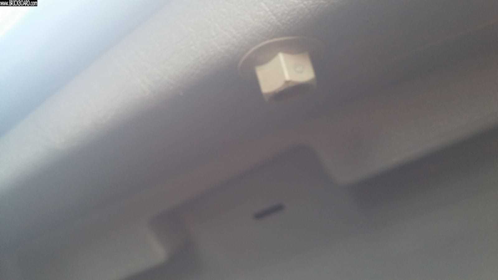 Volvo 900 -- volvo 940 1993 boot plastic cover