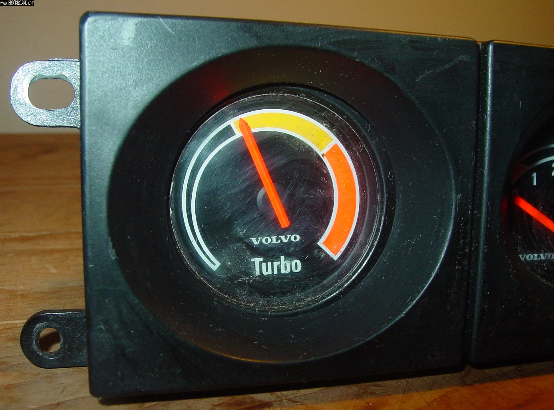 Volvo 200 -- 1981-1984 Center Console Volvo 240 Turbo Gauge Cluster