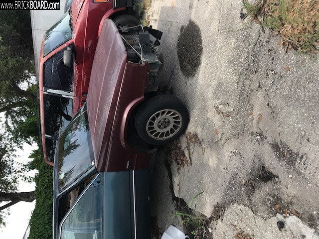 Volvo 700 -- Volvo 2 colors