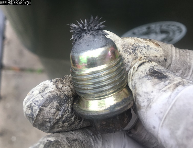 Volvo 200 -- 91 240 m47 drain plug