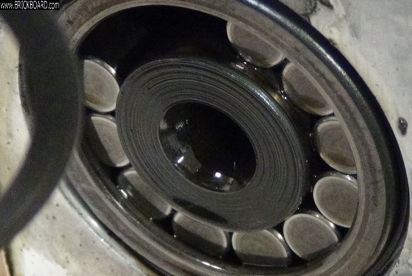 Volvo 200 -- m47 front countershaft bearing closeup