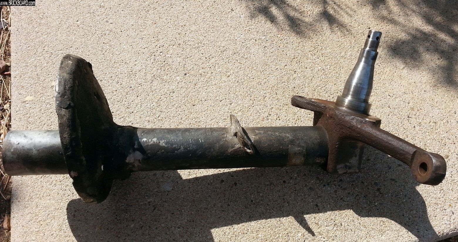 Volvo 200 -- 1990 Strut Tower