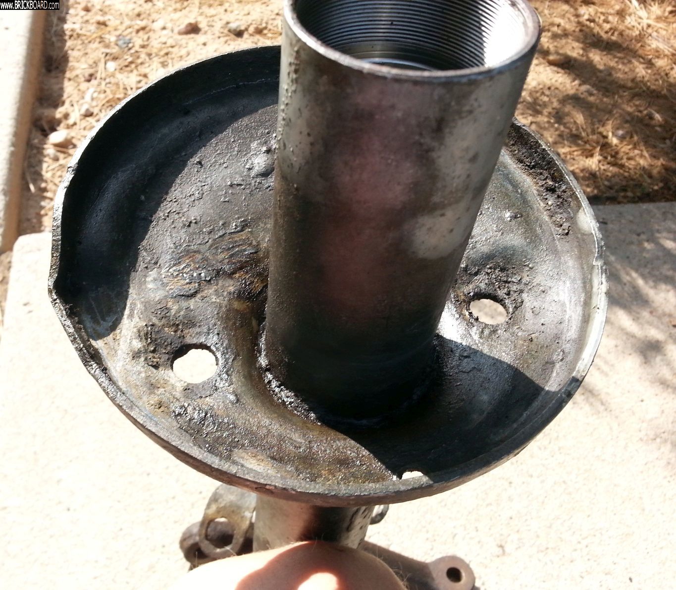 Volvo 200 -- Strut Tower-04