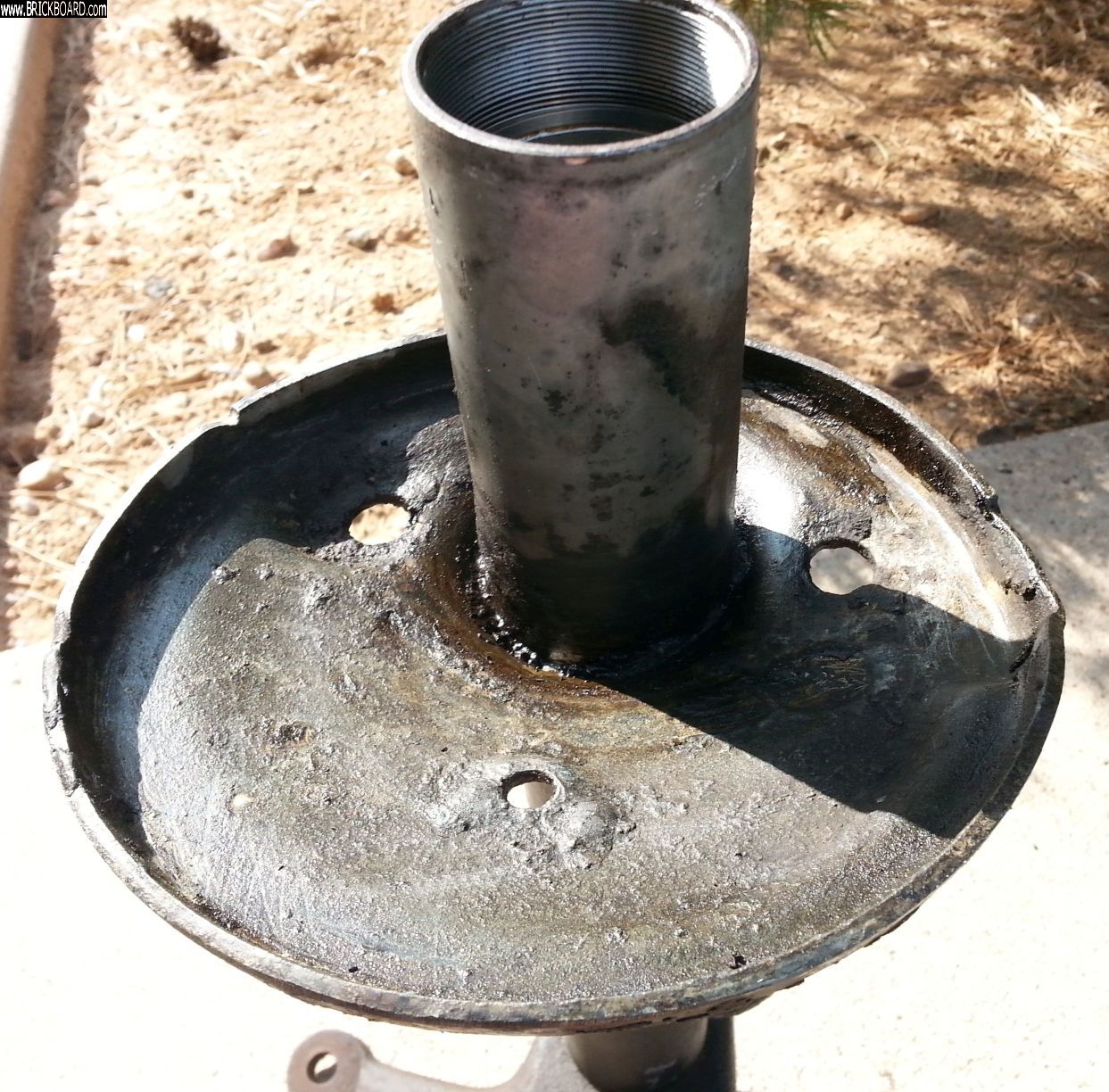 Volvo 200 -- Strut Tower-05