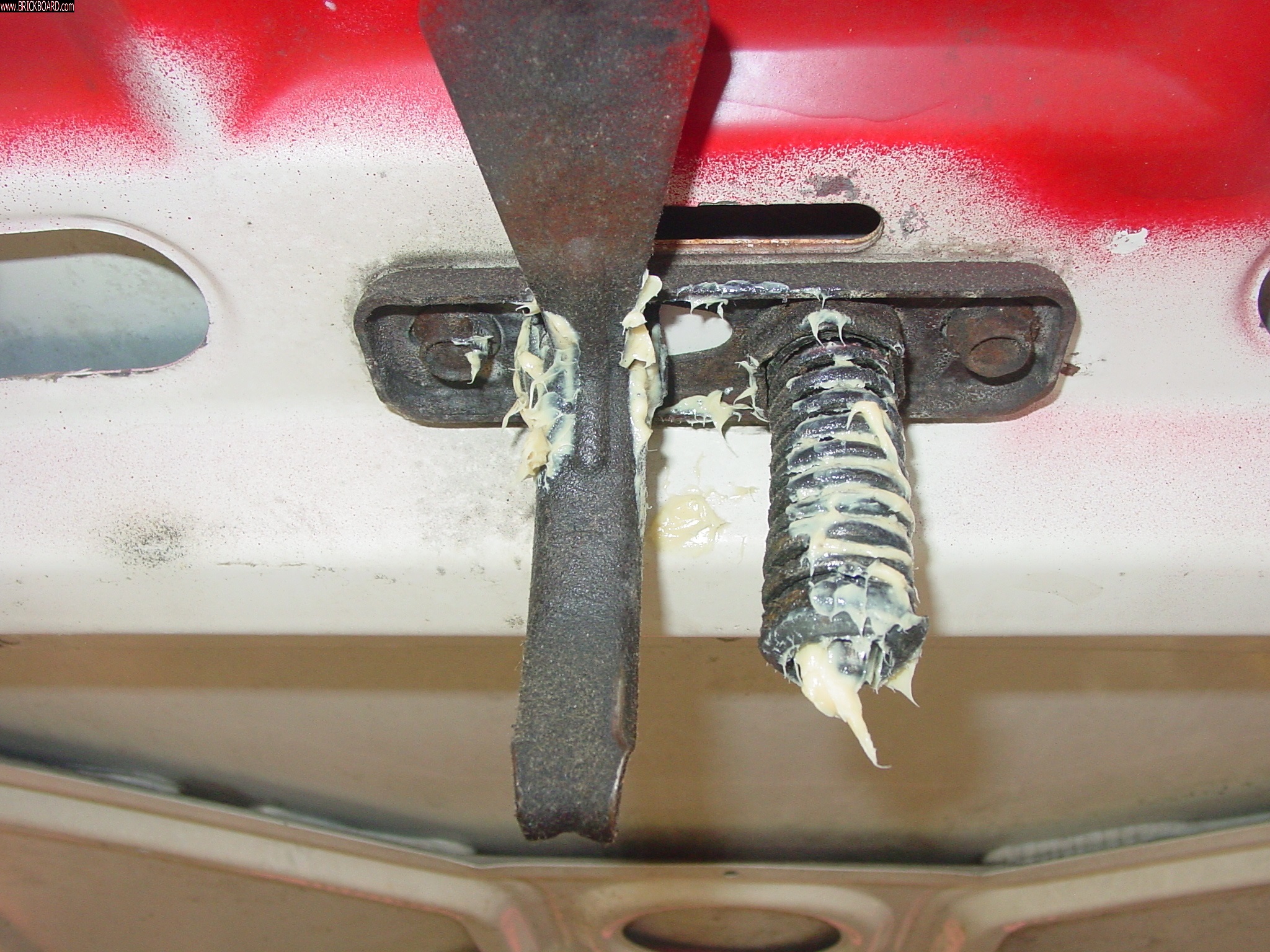 Volvo 200 -- Lube the entire 240!!!