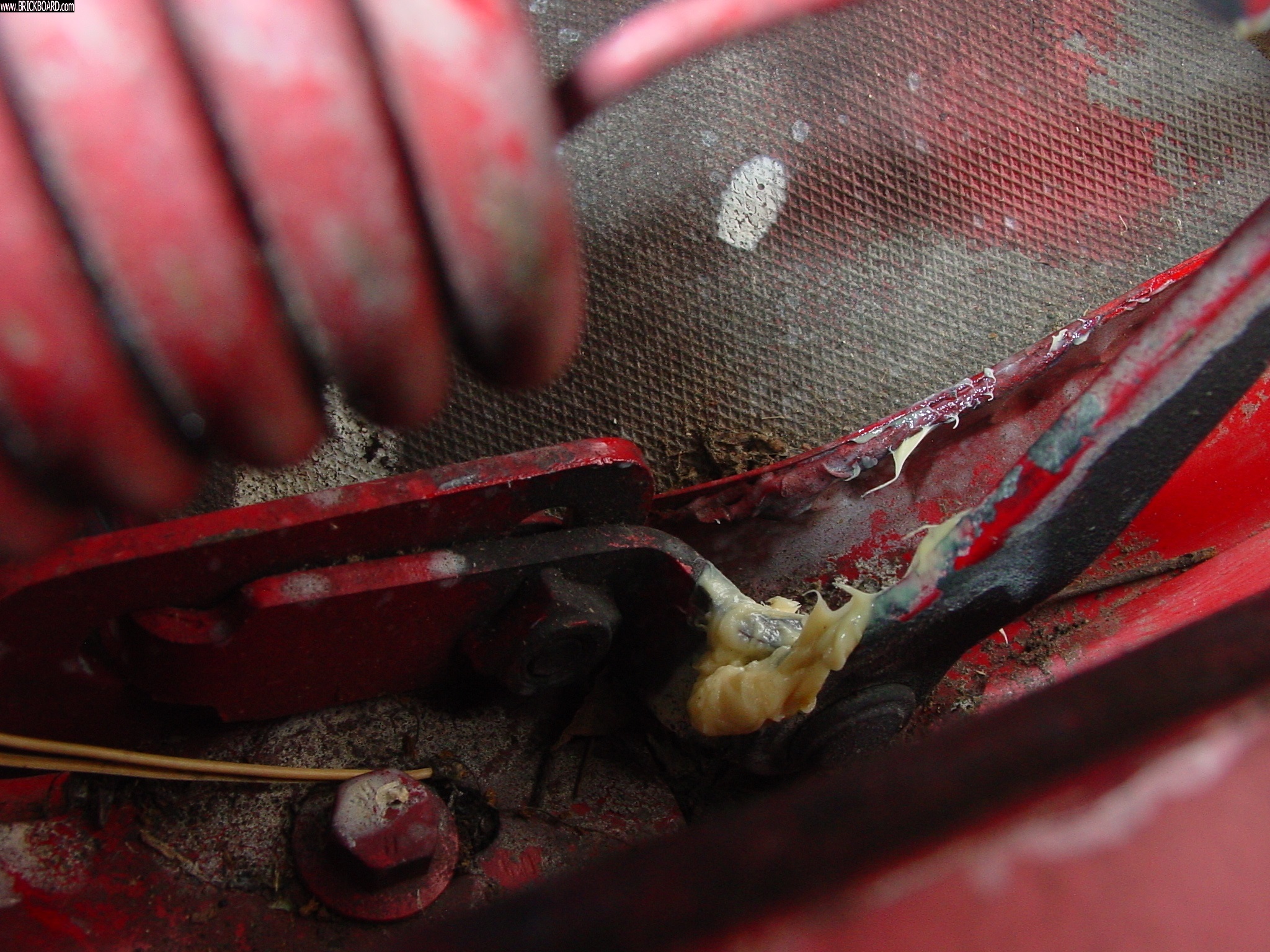 Volvo 200 -- Lube the entire 240!!!