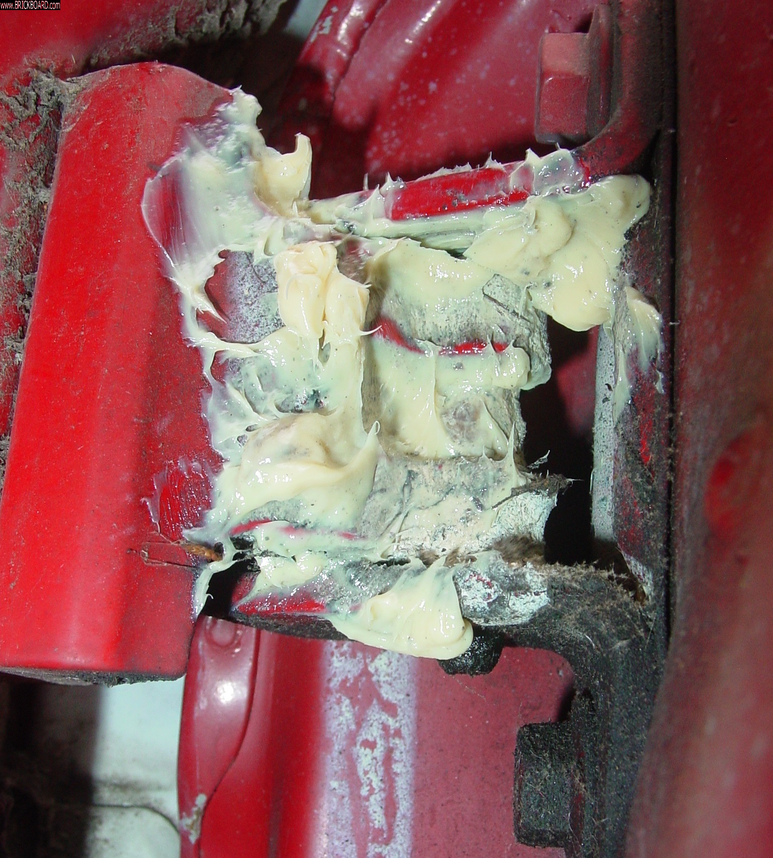 Volvo 200 -- Lube the entire 240!!!