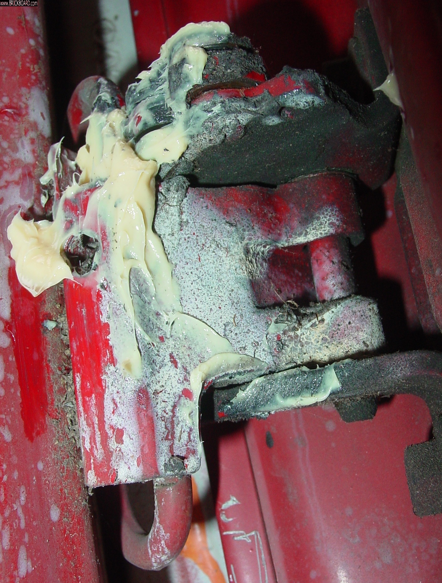 Volvo 200 -- Lube the entire 240!!!