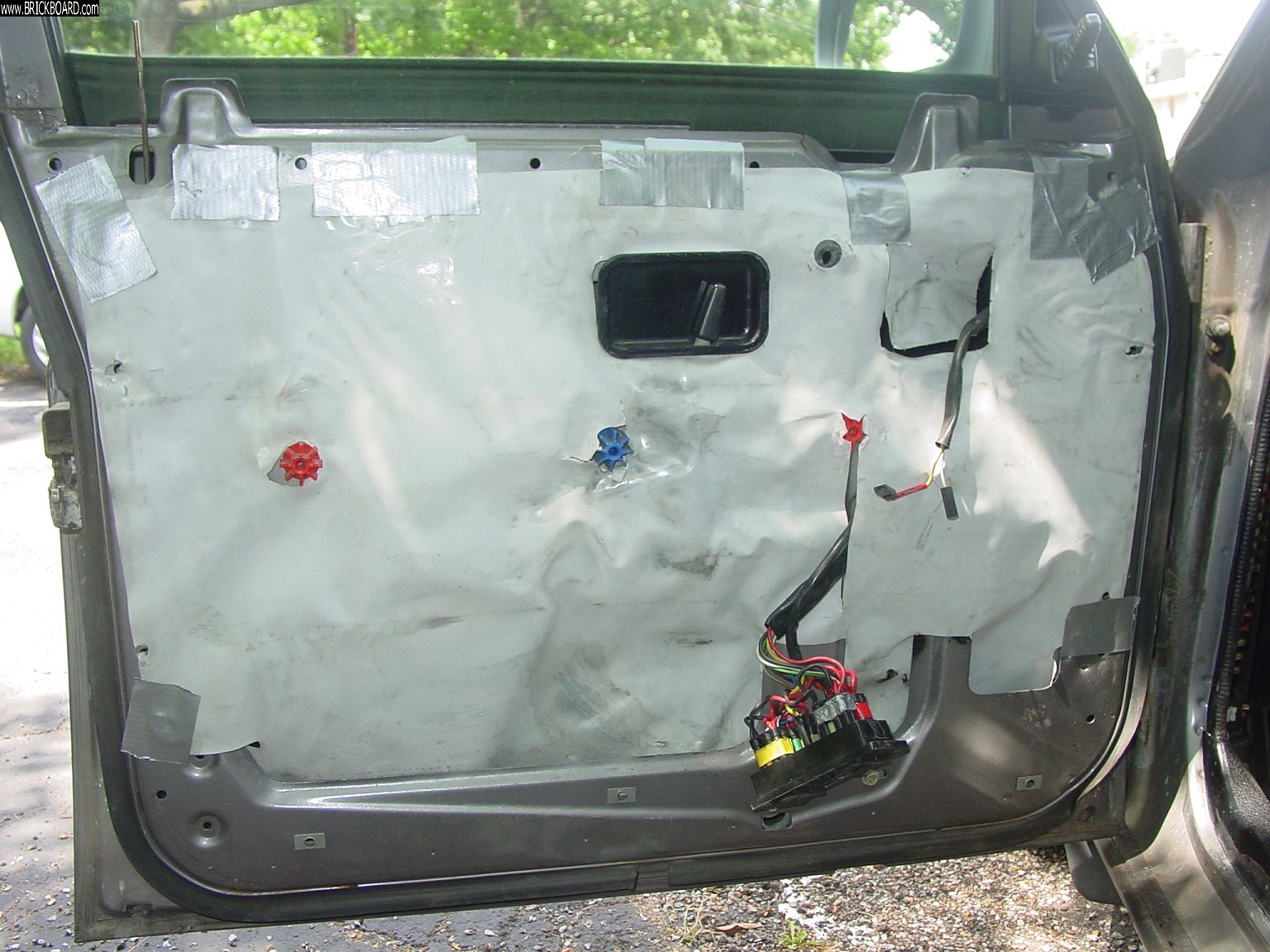 Volvo 200 -- Volvo 240 Front Door Speaker
