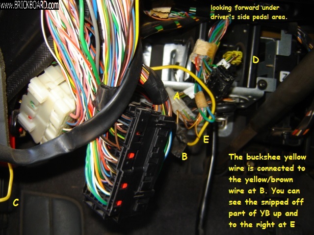 Volvo 900 -- 1995 Volvo 940 brake light wiring