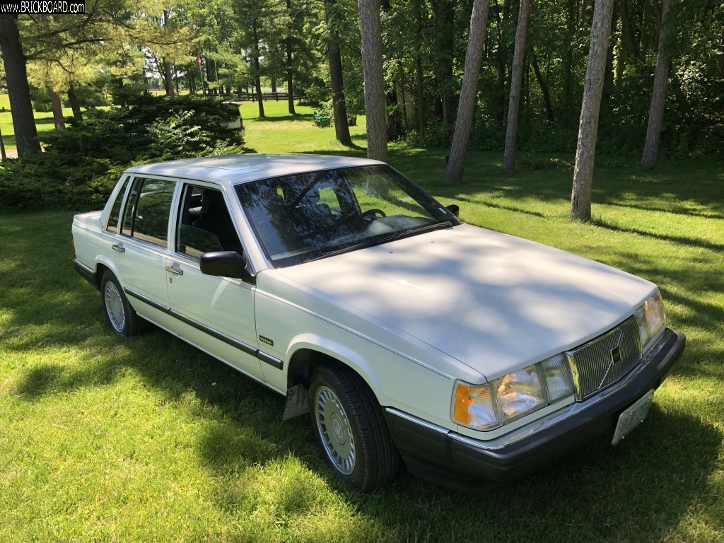 Volvo 700 -- 1990 760 Turbo