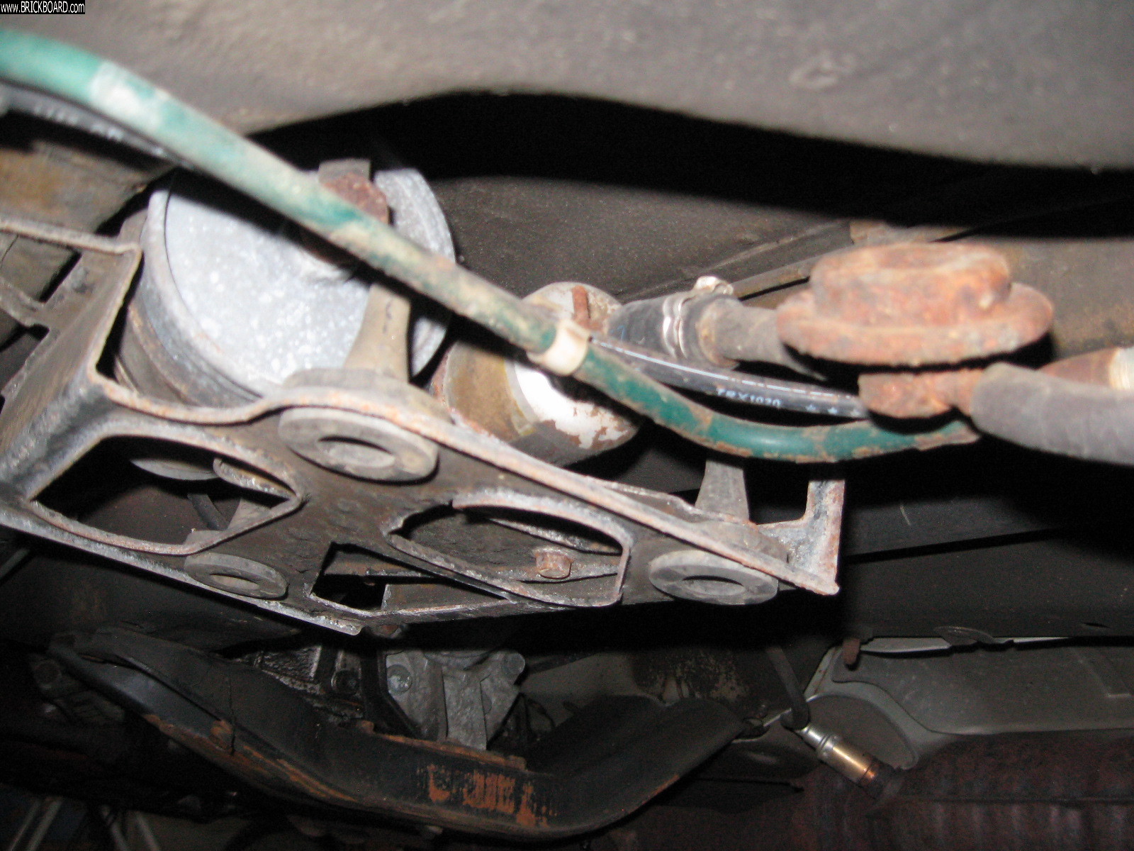 Volvo 900 -- 1994 Volvo 940 Fuel Pump Assembly Under Driver's Seat