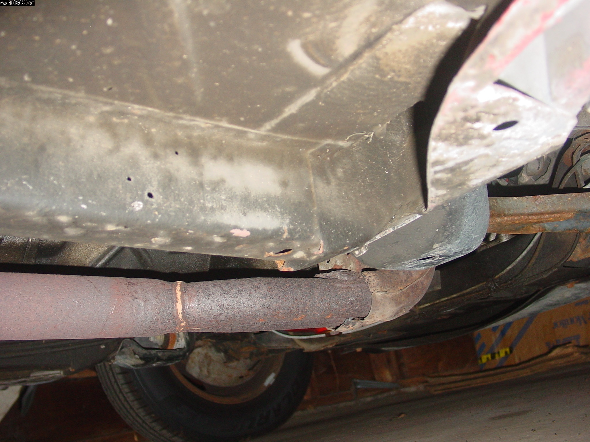 Volvo  -- 1990 Volvo 240 Monolithic Welded Rusty Exhaust Needs Replaced