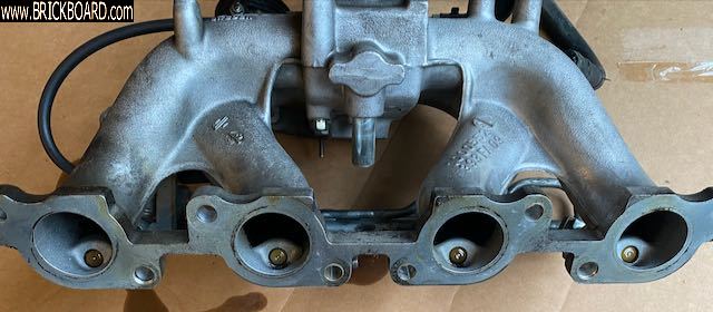 Volvo 200 -- 240 Intake Manifold