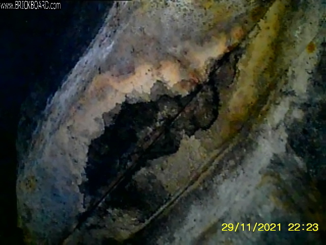Volvo 900 -- exhaust