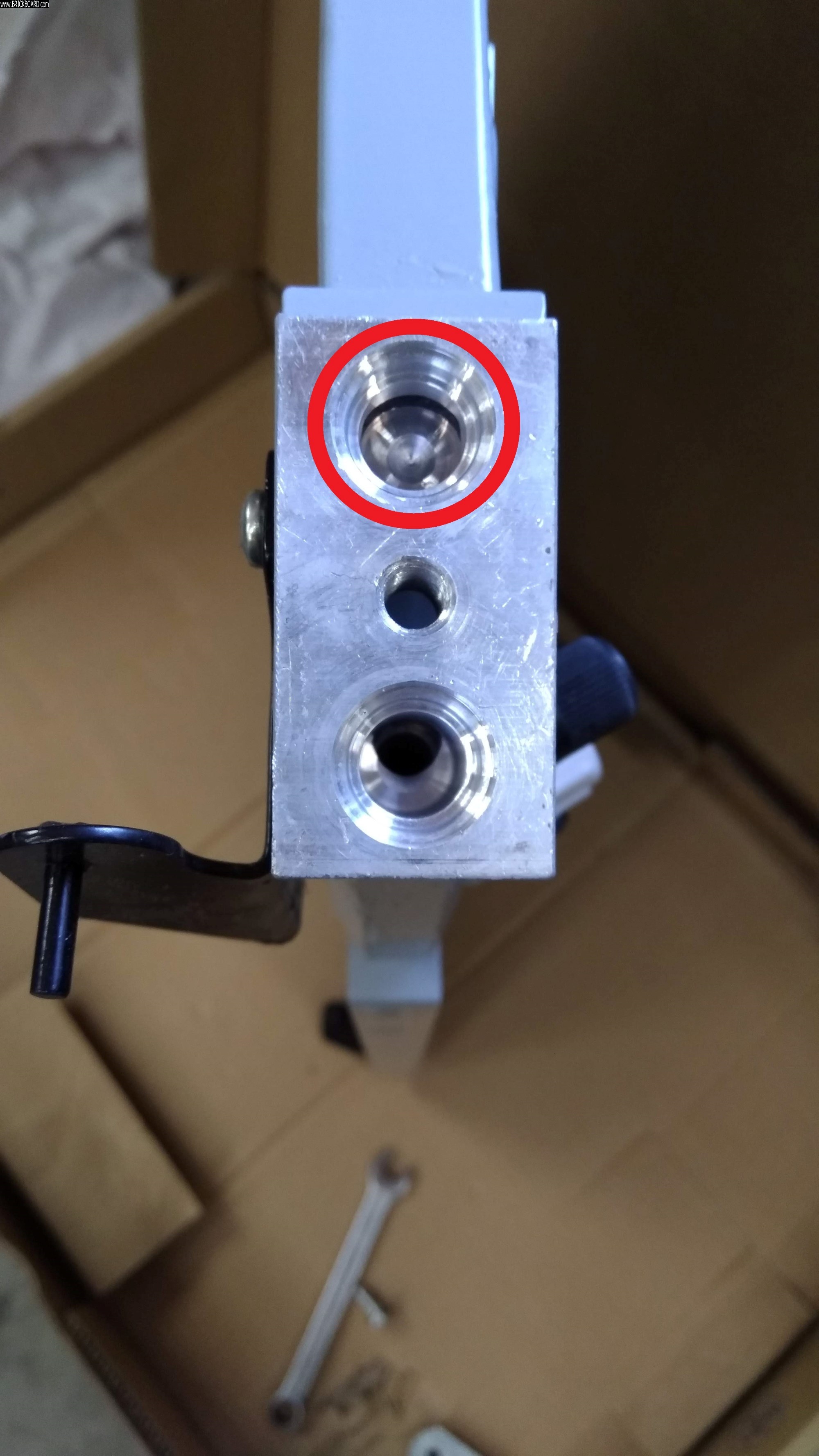 Volvo 900 -- Condenser