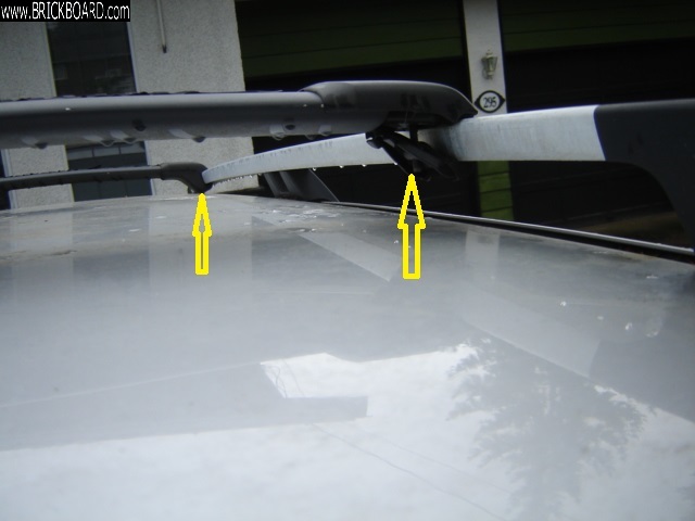 Volvo  -- Volvo roof rack