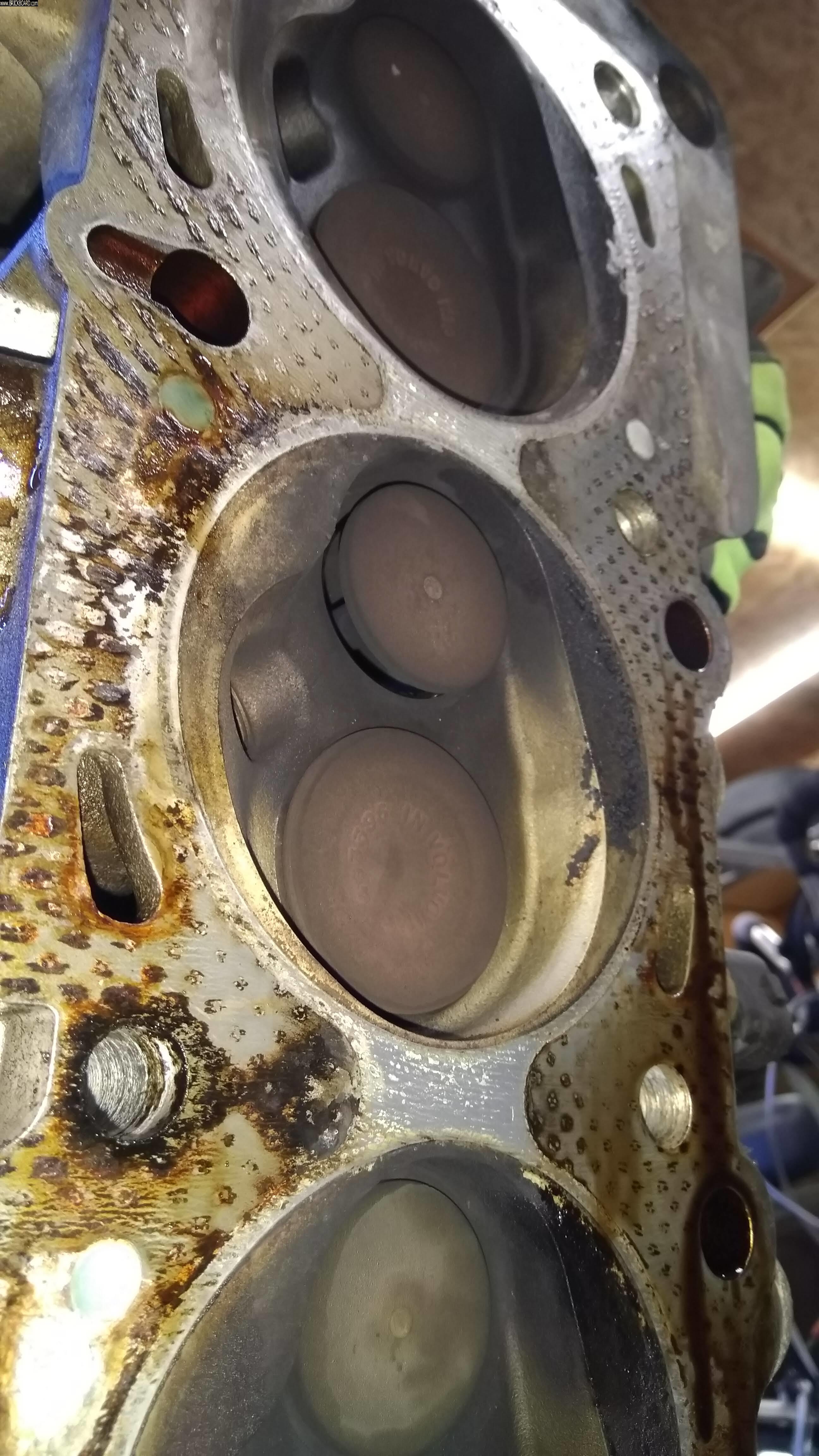 Volvo 900 -- Headgasket trouble