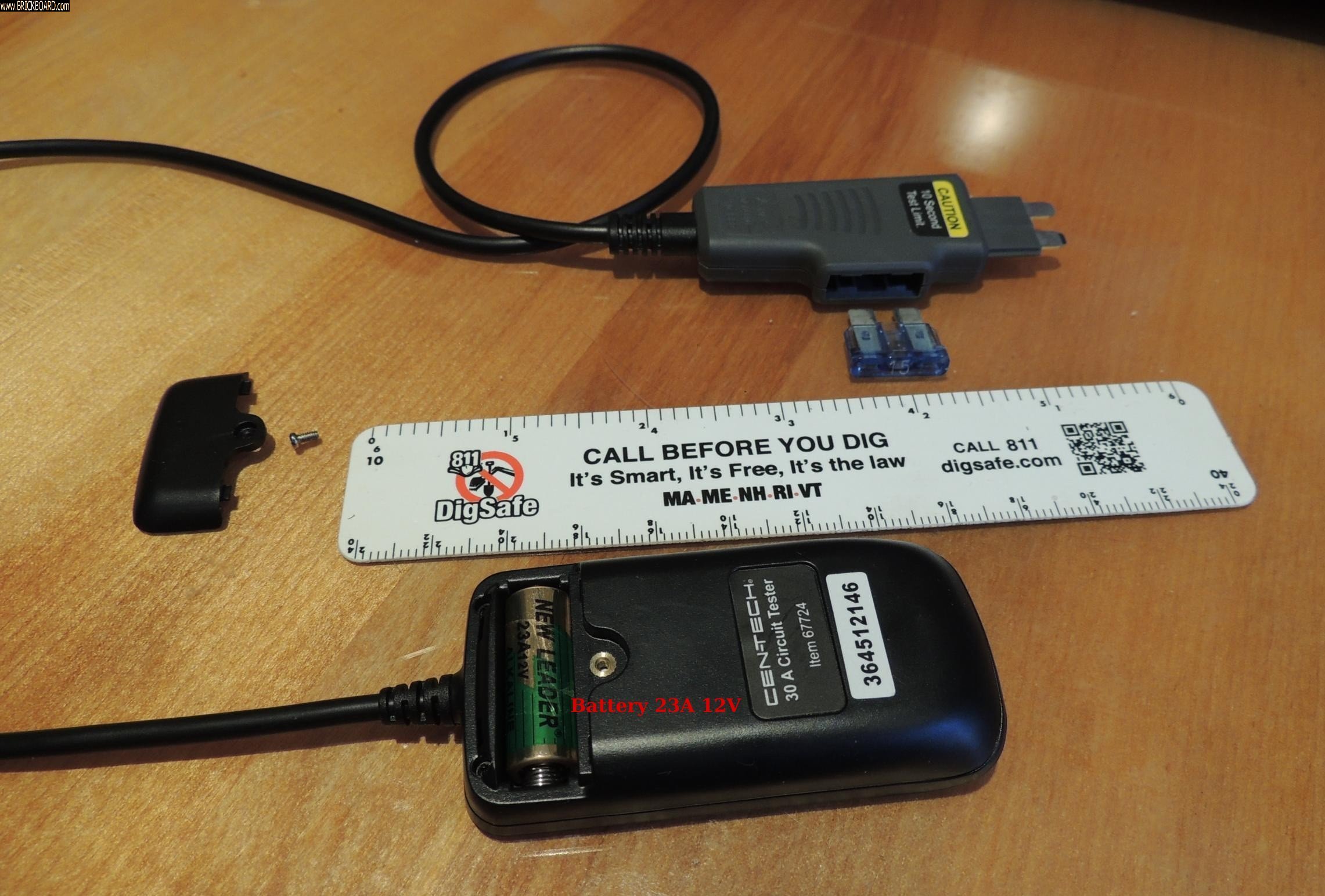 Volvo 900 -- HF fuse circuit tester-1