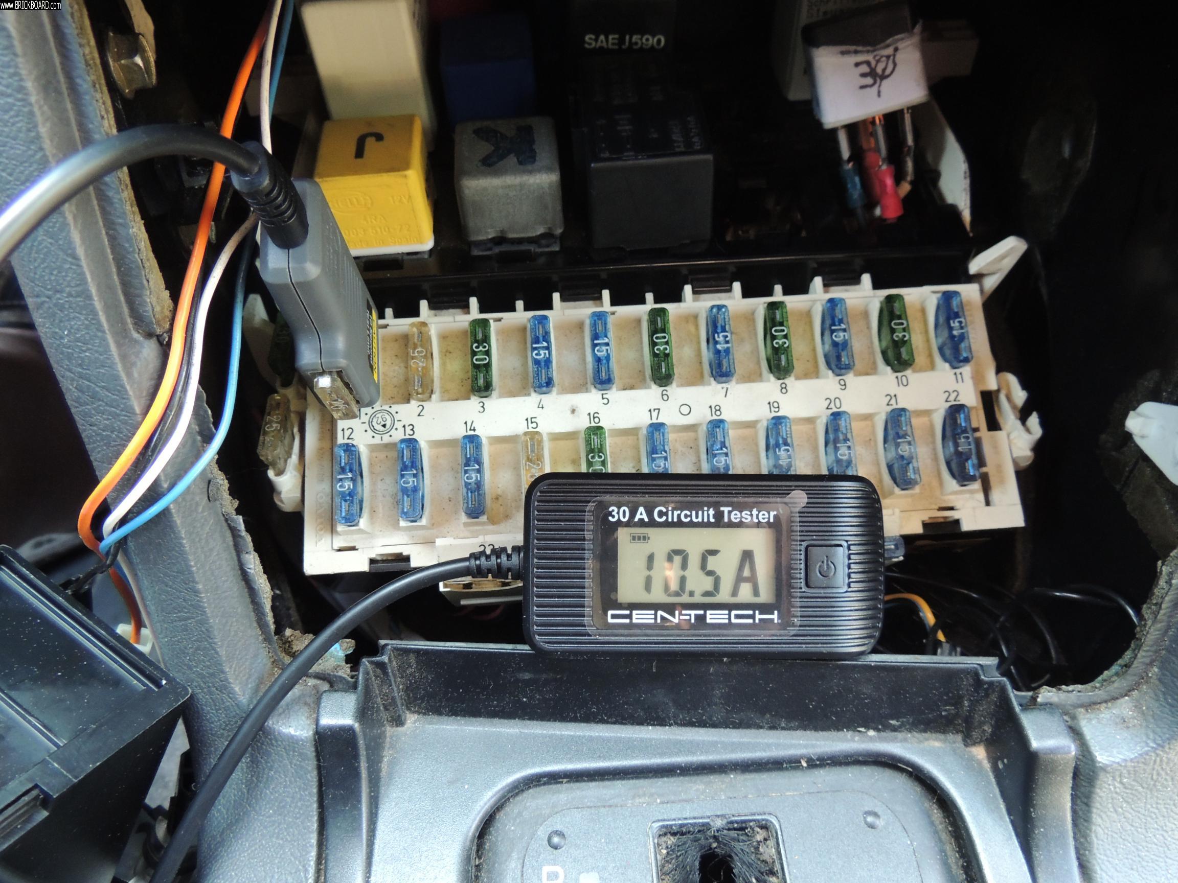 Volvo 900 -- HF Fuse circuit tester-4