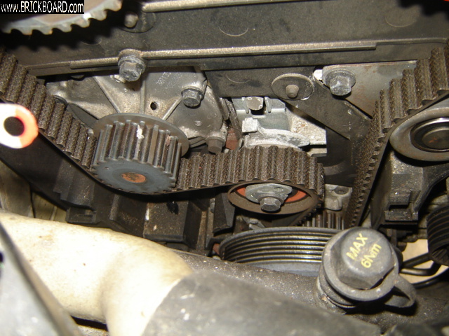 Volvo  -- Volvo xc70/ timing belt tensioner