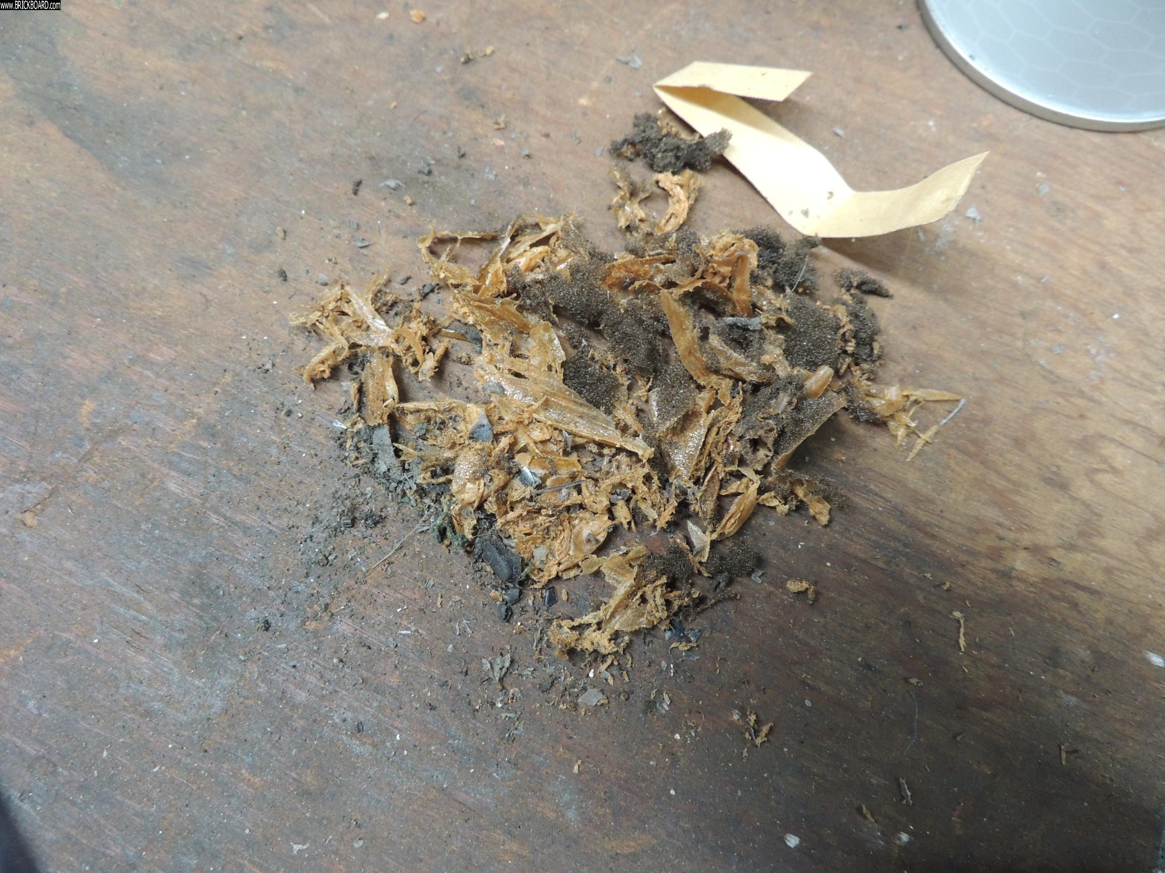 Volvo 900 -- 940T airbox debris