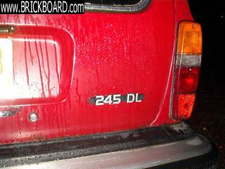 Volvo 200 -- 245 DL