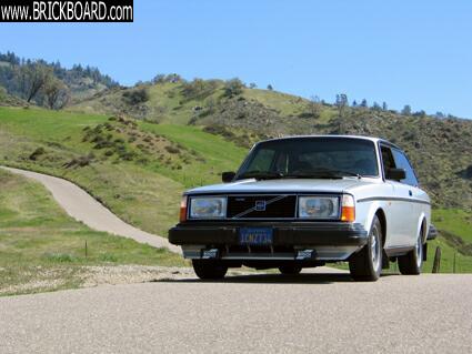 Volvo 200 -- 240t - Figueroa Mountain